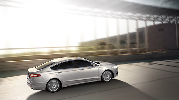 2016 Ford Fusion Hybrid Exterior Side View